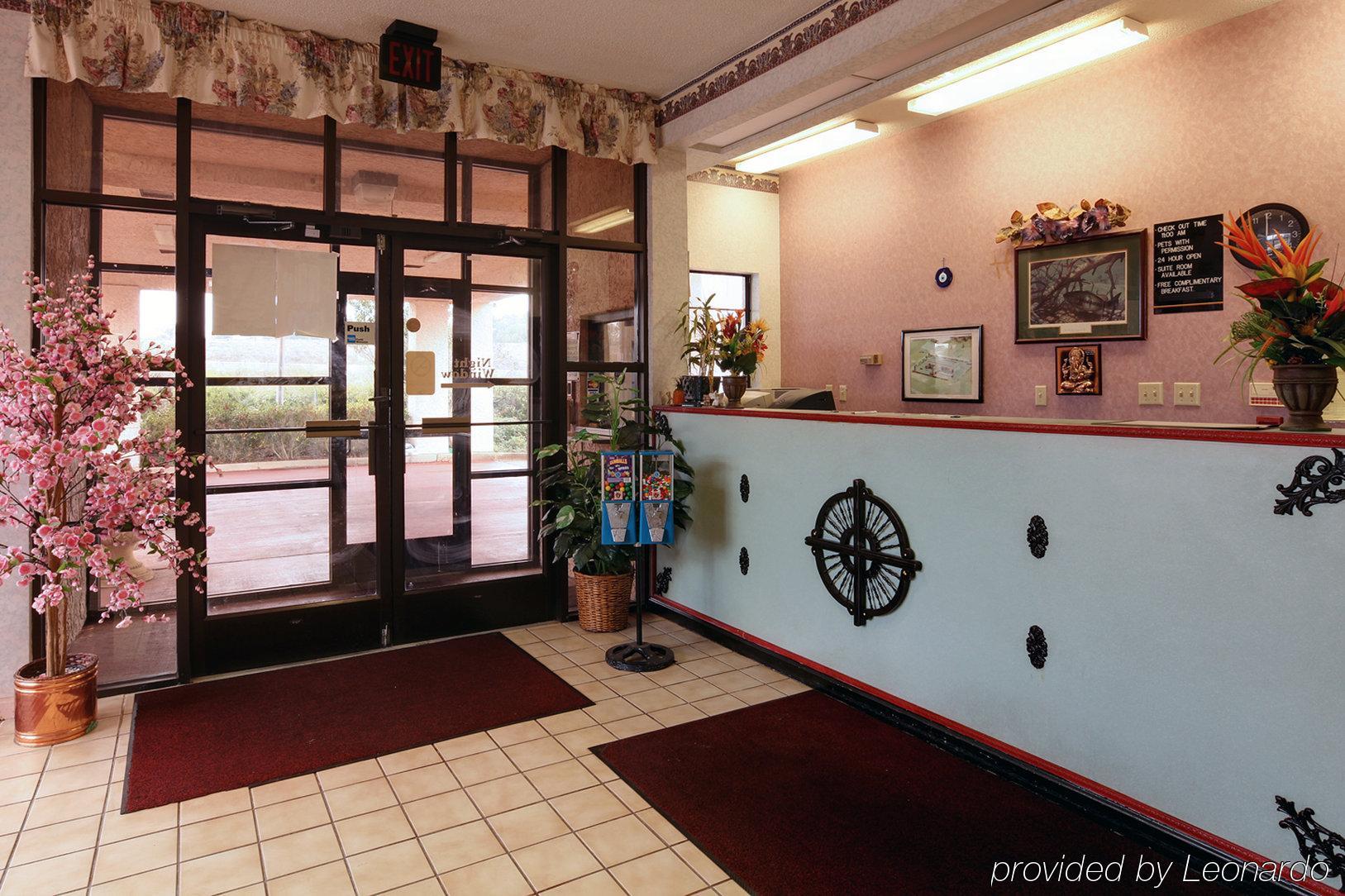 Americas Best Value Inn Bainbridge Interior photo